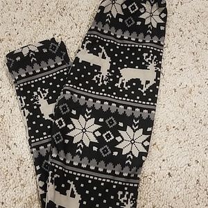 Agnes and Dora Leggings Girl's Size Small Medium 7 10 Black Gray Reindeer